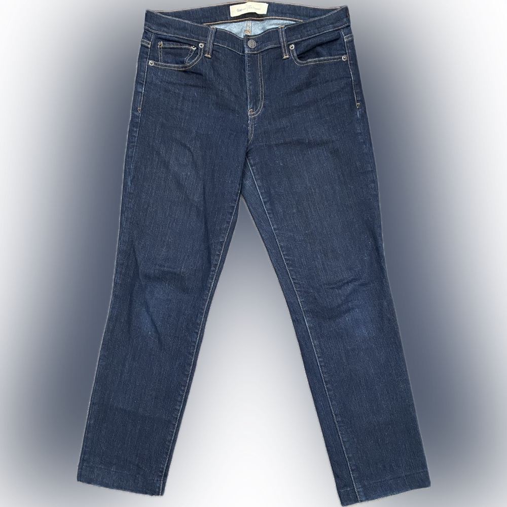 GAP Real Straight Jeans - Size 28 (6) SHORT